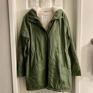 Old navy women’s winter coat in army green